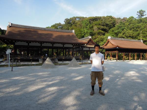 私。上賀茂神社にて。