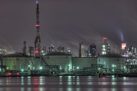東扇島東公園から望む京浜工業地帯の夜景