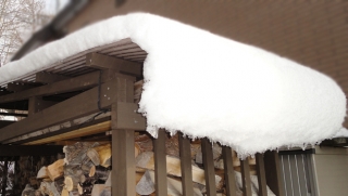 201411　薪小屋の積雪