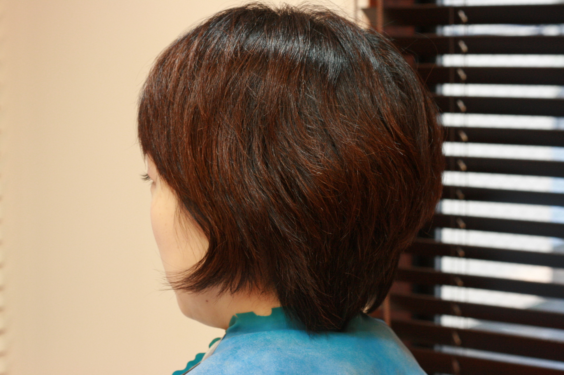 有働由美子アナウンサーの髪型 ショートヘア編 の巻