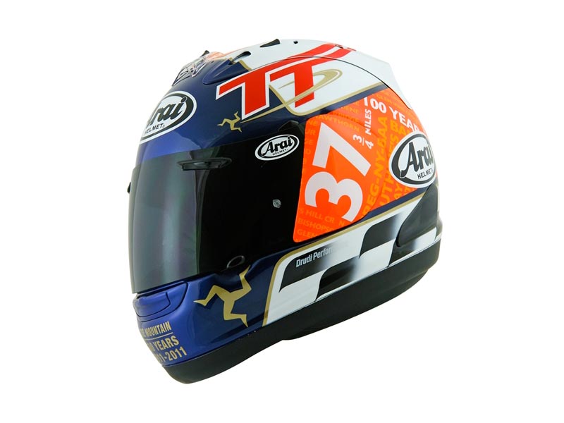 Arai RX-7 GP IOMTT レプリカヘルメット登場 - Helmet・Wear・Safety