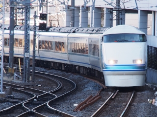 東武鉄道 100系 スペーシア 特急「きぬ」 『粋』仕様